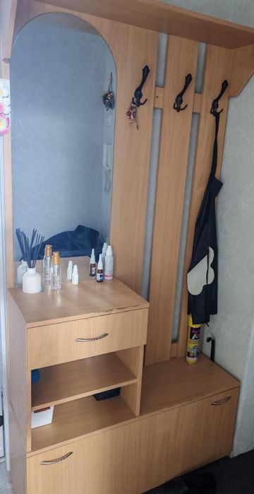 Отдам даром прихожая