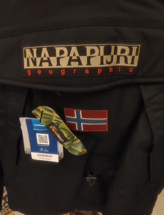 А-норак Napapijri Skidoo.
