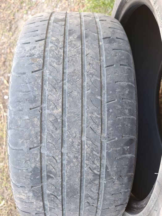 Продам шины 235/45/18