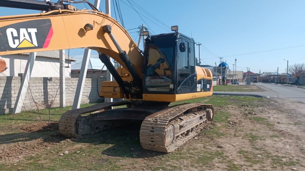 Услуги Эксковатор Cat 1.8 куб