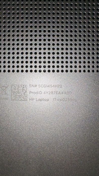 Laptop HP 17" SDD 512 GB/ 16 GB RAM AMD RYSEN 5000 SERIES