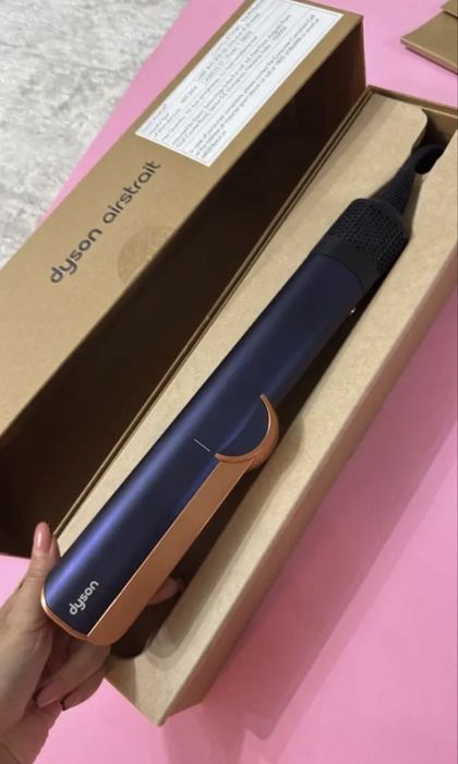 Продам Dyson airstrait