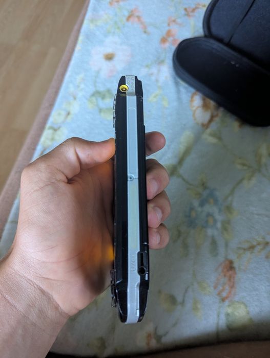 Consolă PSP 3000 modată - ARK 5, Card 32GB, Baterie Ostent, Accesorii