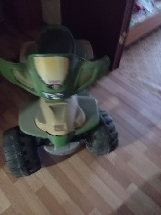 Продам детский машину