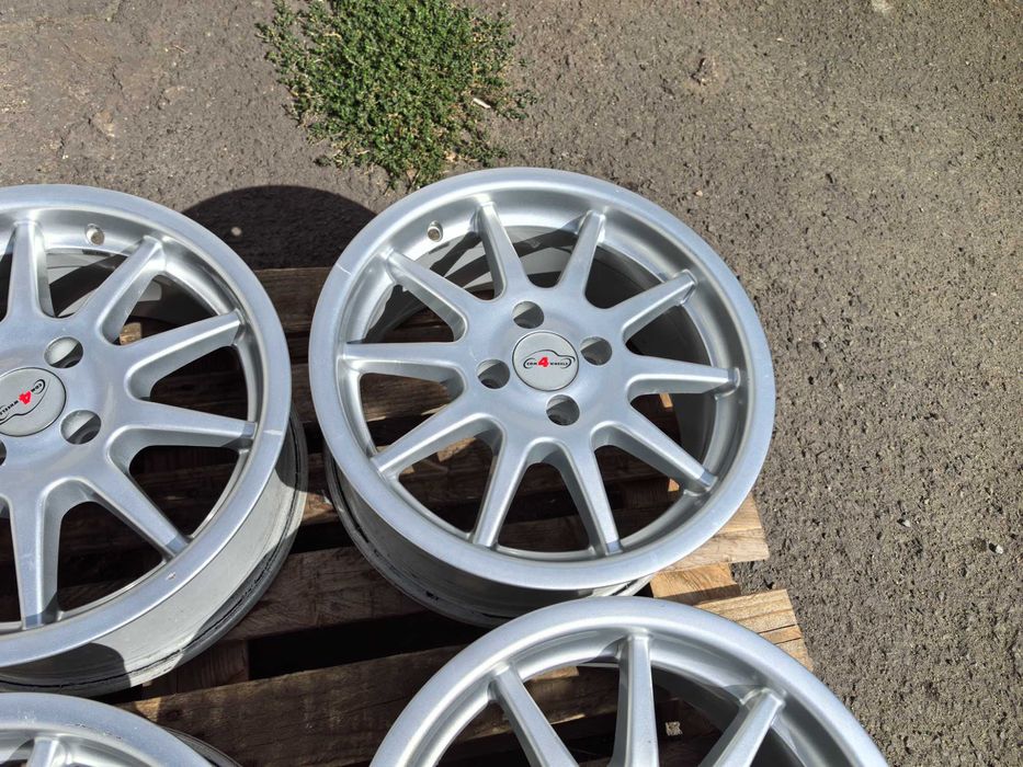 15 цола 4 х 100 мм Дачия / Тойота / Кия / Хюндай / МАзда -7 Инча/ЕТ 35