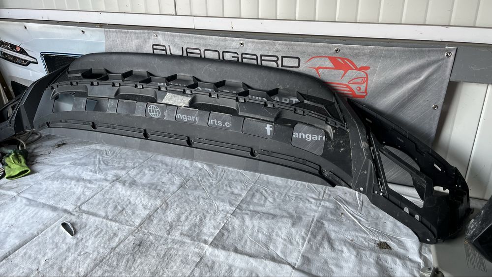 Част от предна броня VW Tiguan 2 Lift