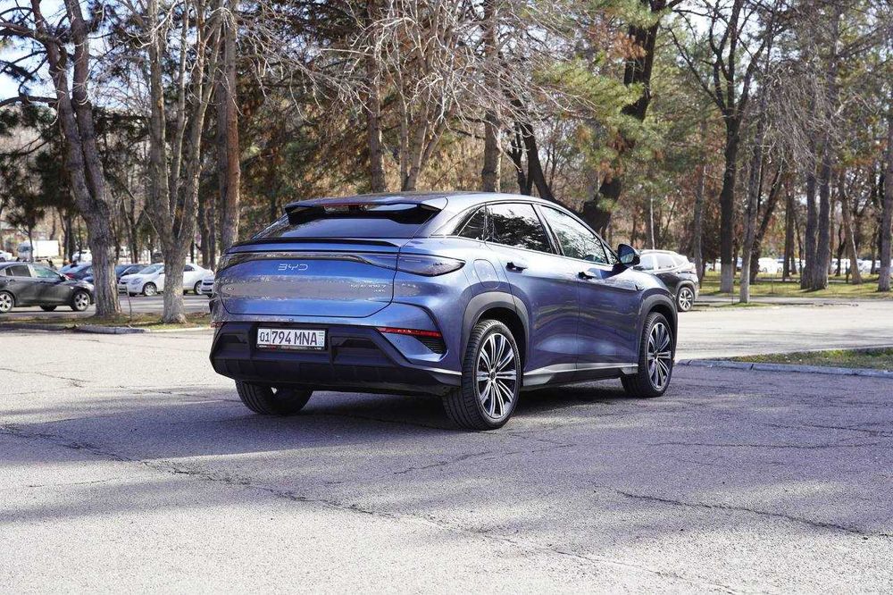 BYD Sealion 7, 4WD, официальный, пробег 4200