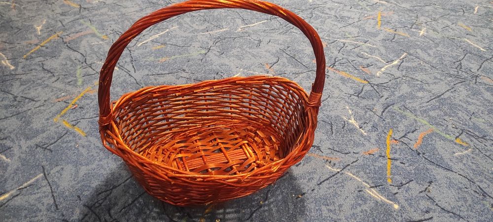 Корзины плетеные б/у