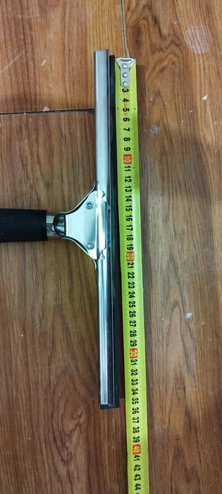 Водосгон для окон