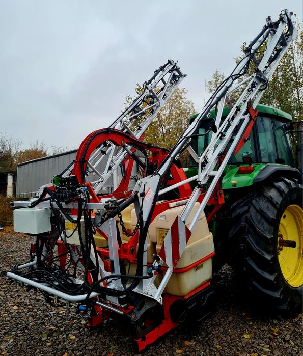 Instalatie erbicidat KUHN DELTIS 18 m aluminiu met pompa automata gps