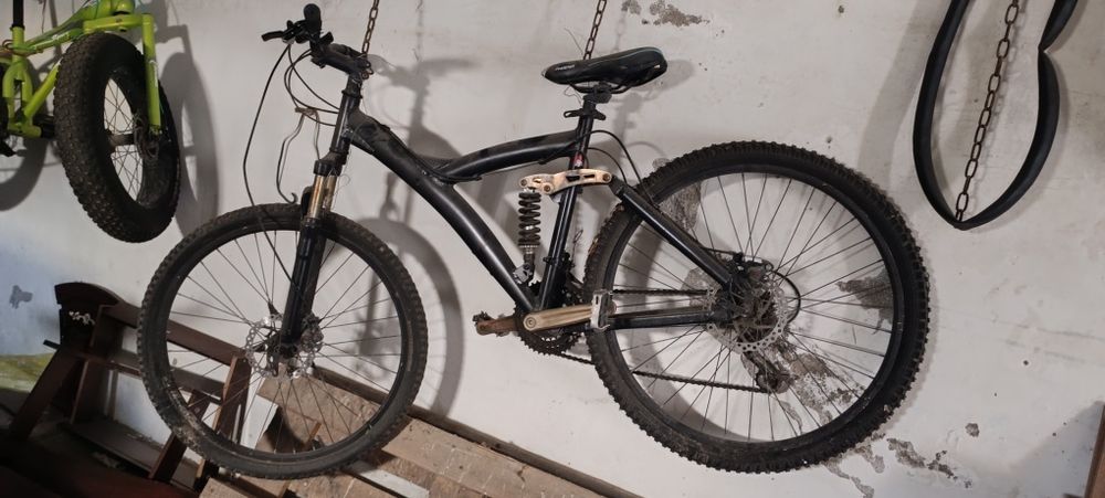 Скоростной велосипед для взрослых Shimano black hawk б/у,