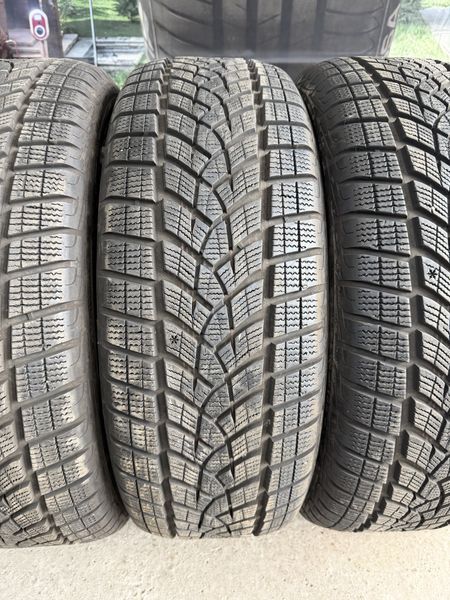 235/60/18 GOODYEAR 4бр