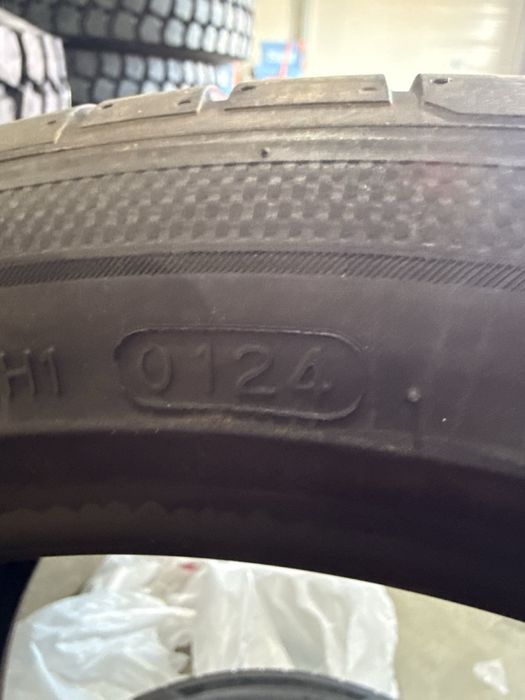 2бр летни гуми hankook ventus s1 evo3 275/35/18 dot2024