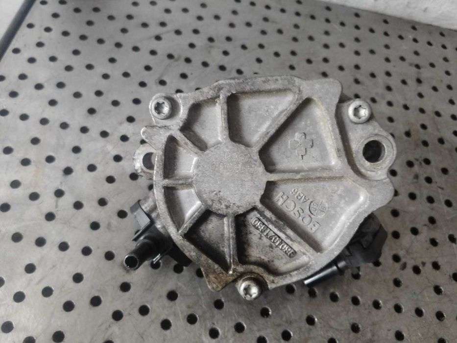 pompa vacuum 1.4 hdi 8h01 peugeot 206 207 208 2008 citroen c3 ford fiesta 6 9804021880