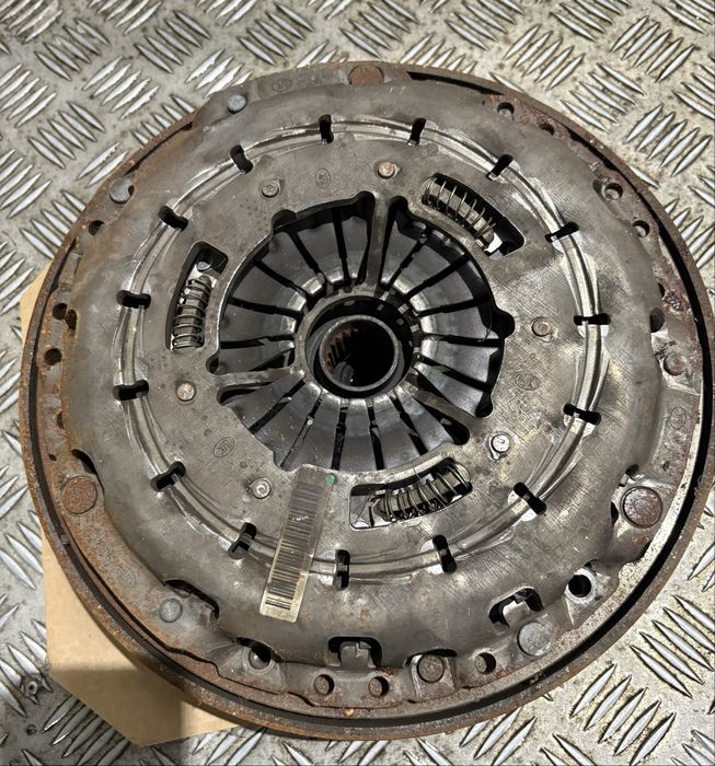 Vand kit ambreiaj bmw e90 n47 177 cp