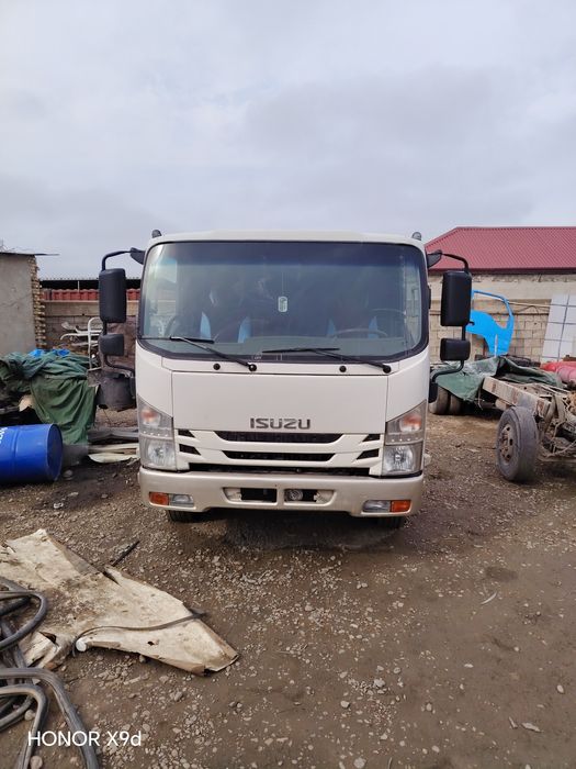 Исузу  модель L82 спалний