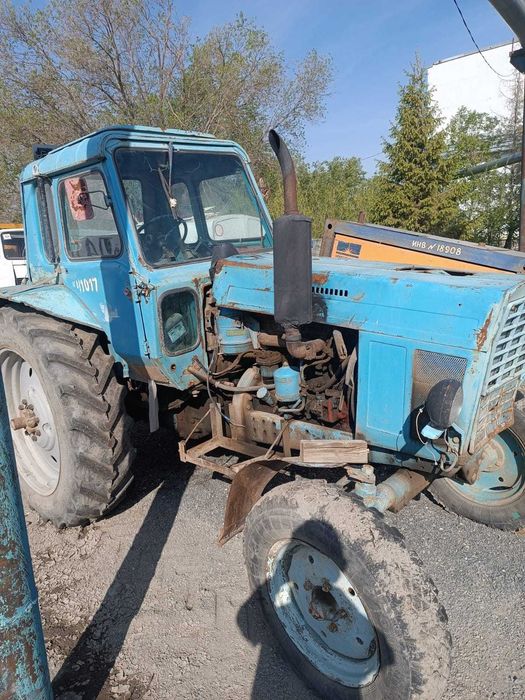 Трактор МТЗ-82  .