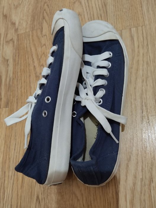 продам кеды синего цвета