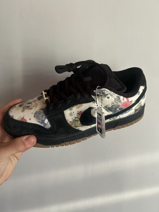 Nike Dunk x Supreme Обувки