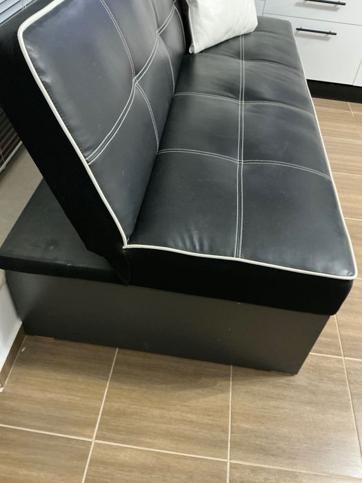 Продавам канапе/диван