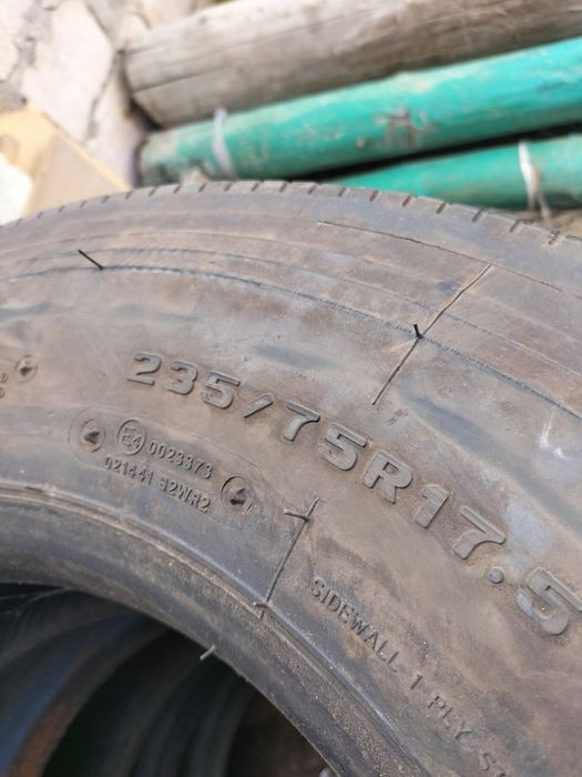 Продается шины в отличном состоянии.Бочка шины есть
