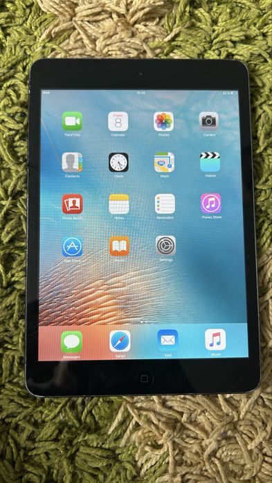 Tableta Ipad mini 1 merge ok