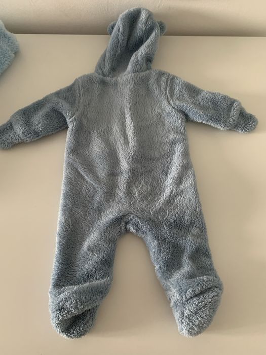 Продается детская теплая одежда для самых маленьких