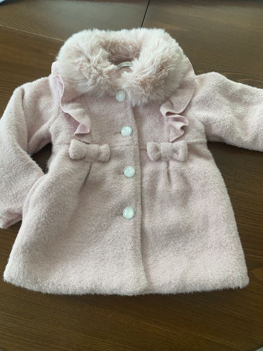 Елегантно палто да малка дама