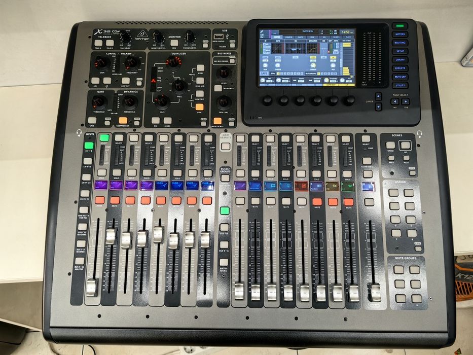 Хб! Дигитален аудио миксер Behringer X32 COMPACT Гаранционна.