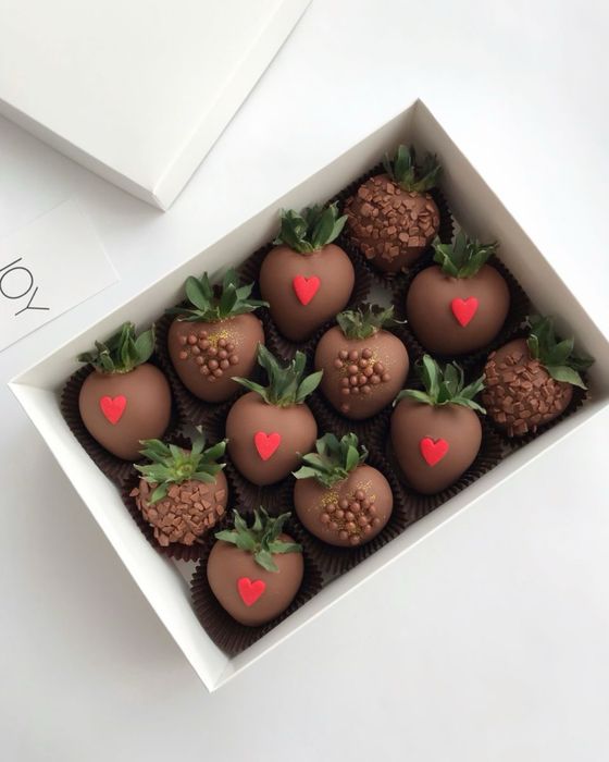 Бенто торты и подарки