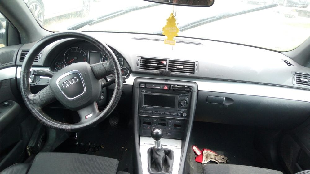 Ауди А4 2.0i 130к.с 2007г. На части