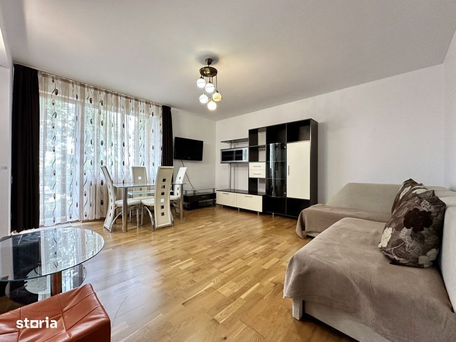Apartament spatios cu 3 camere, Zorilor/Europa, 74 mp, bloc mic, boxa