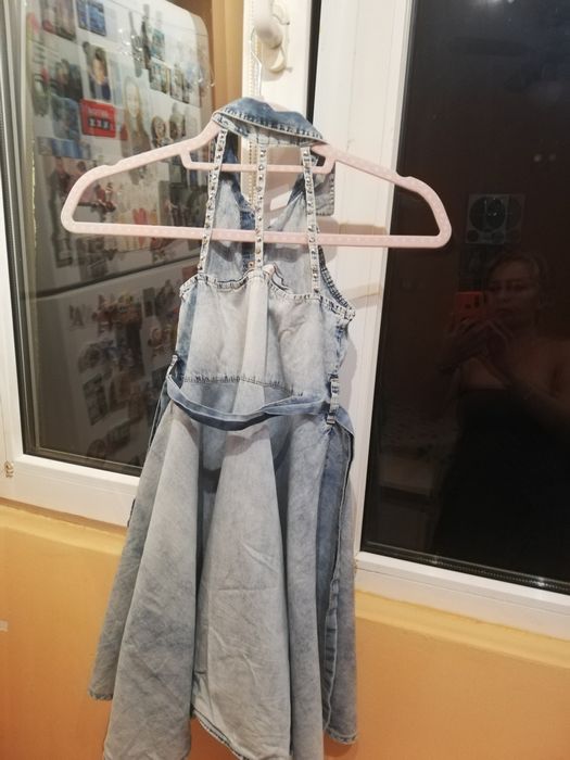 Намалявам Уникална детска дънкова рокля с гол гръб