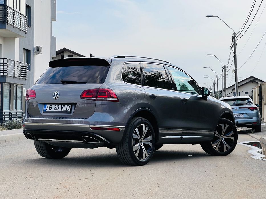 Vw Touareg R-line 3,0-V6/Executive Edition/Diesel/Automat/Euro6/