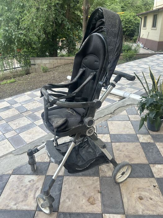 Продам детскую коляску