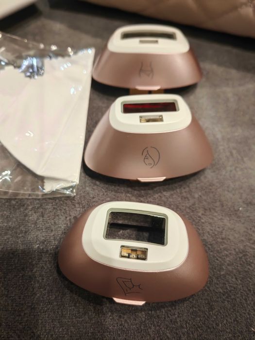 Фотоепилатор Philips BRI977/00