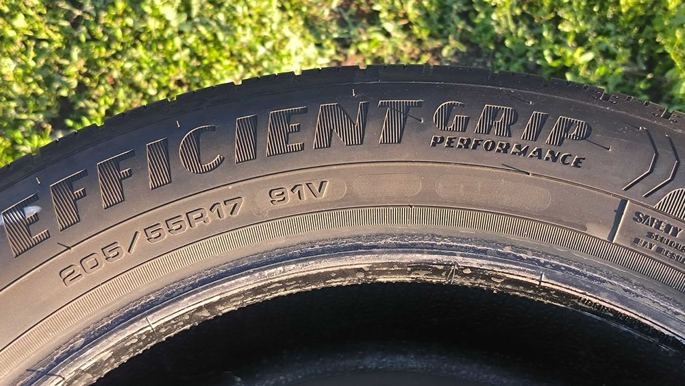 шины 205/55R17 Goodiear efientgrip performance
