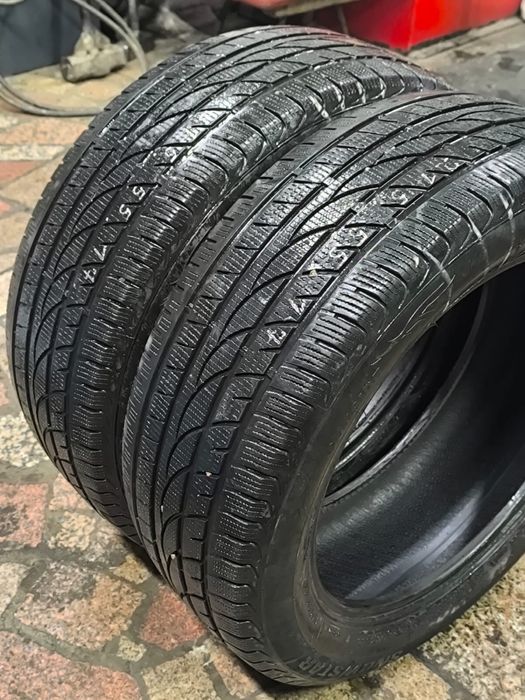 Пара зимней резины