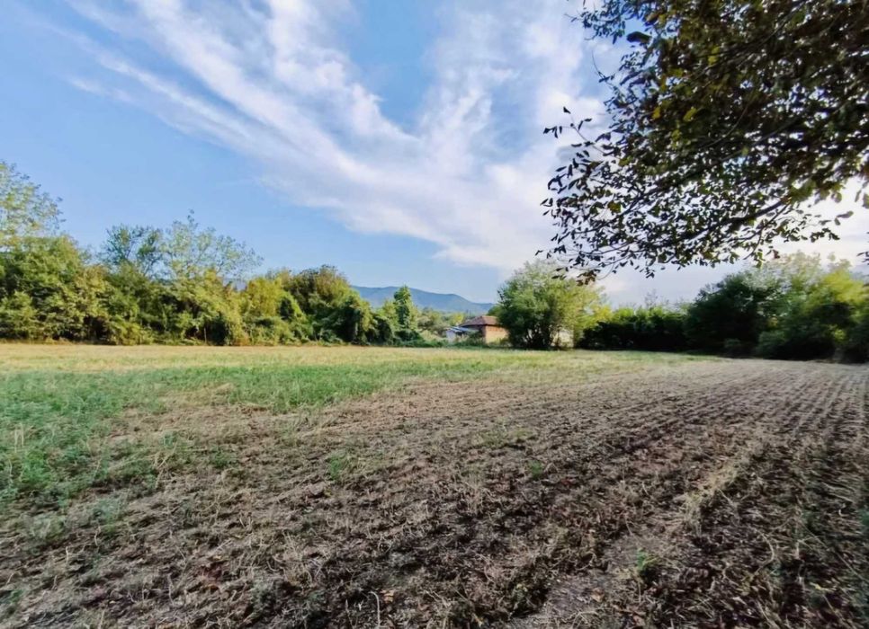 Продава се Парцел в с. Къпиново, Област Велико Търново - 1870 кв.м за 13 €/кв.м - Снимка #2