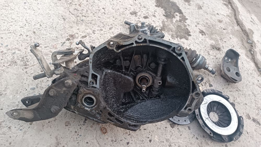 Каропка передачек нексия 1