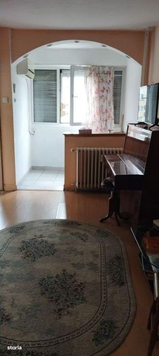 Colentina / strada Teiul Doamnei, garsoniera in bloc mix .