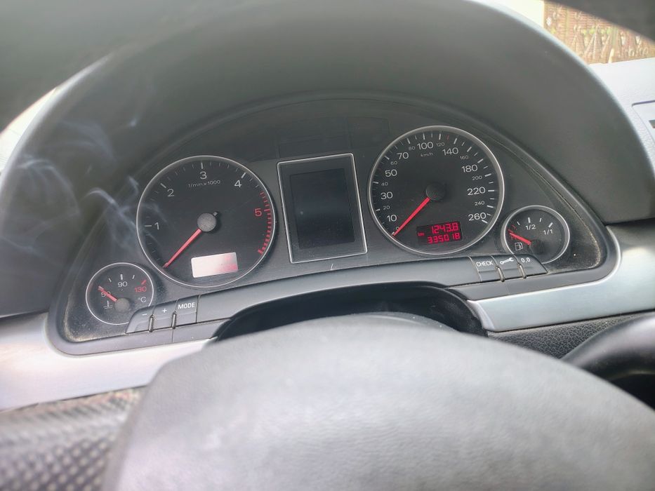 Vând audi A4 b7 2.0 tdi