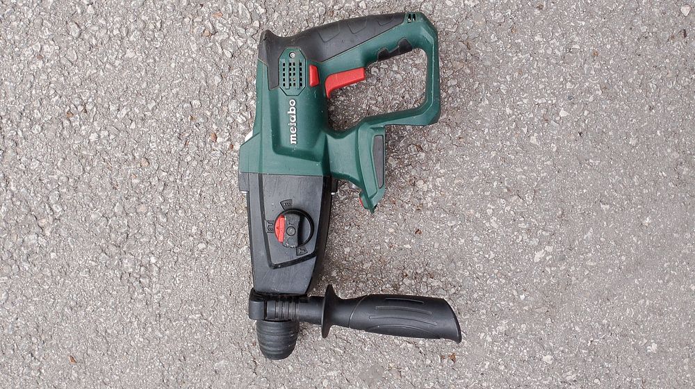 Акумулаторен перфоратор Metabo 18волта