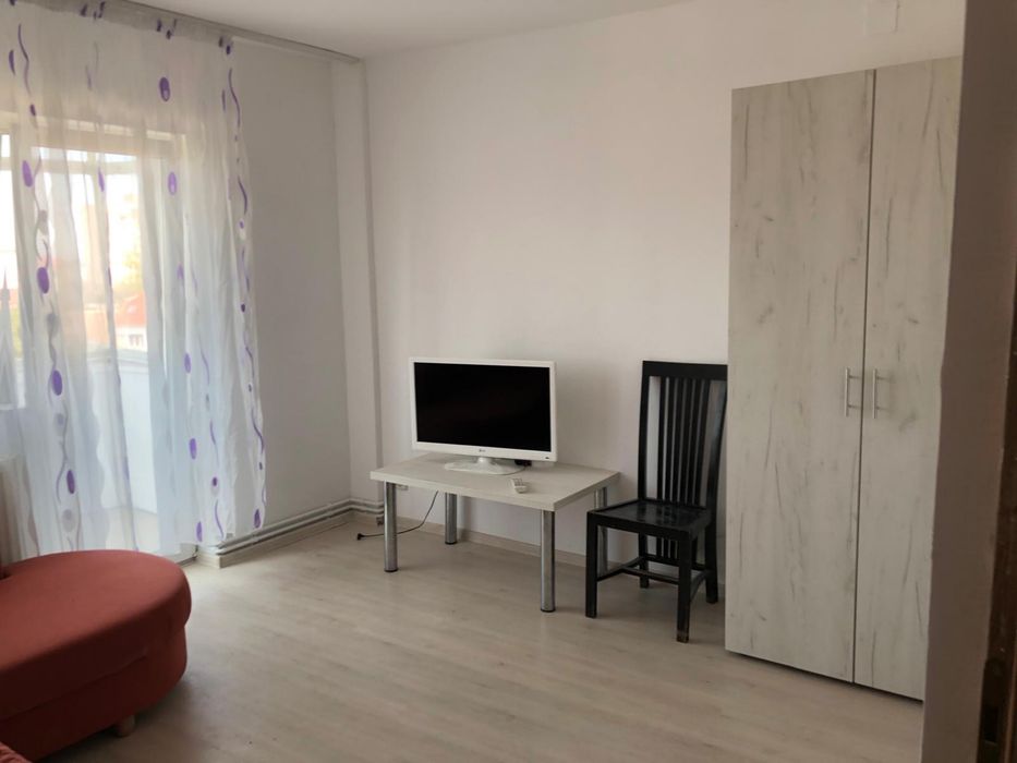 Proprietar, vand apartament 2 camere Complex-Olimpia-Casa Tineretului