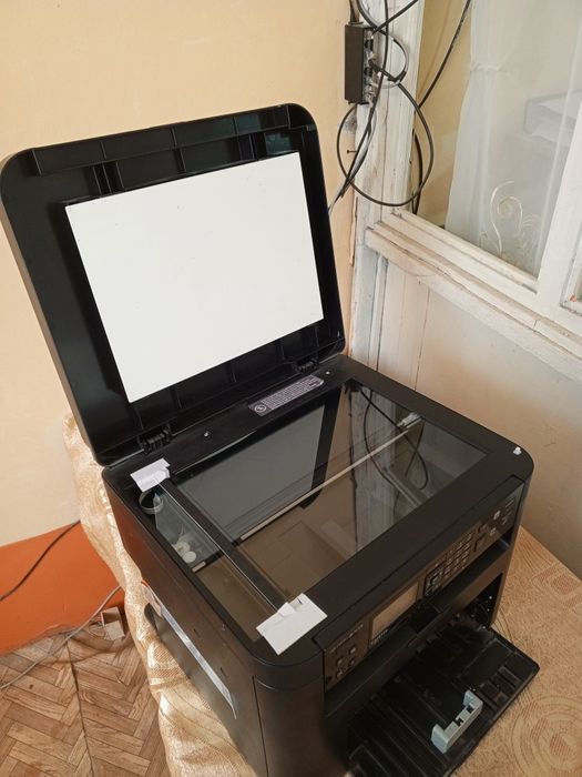 Canon MF211 oq qora 3tasi 1da printer