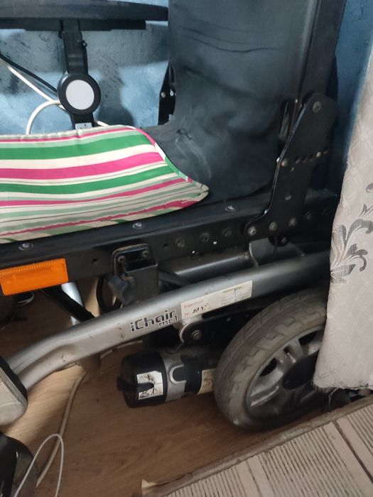 Vând căruț electric iChair MC1 Fără Baterii !!!