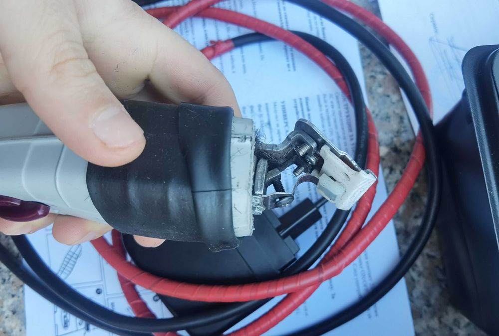 Тример за подстригване Andis T-outliner