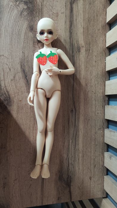 Продам куклу бжд