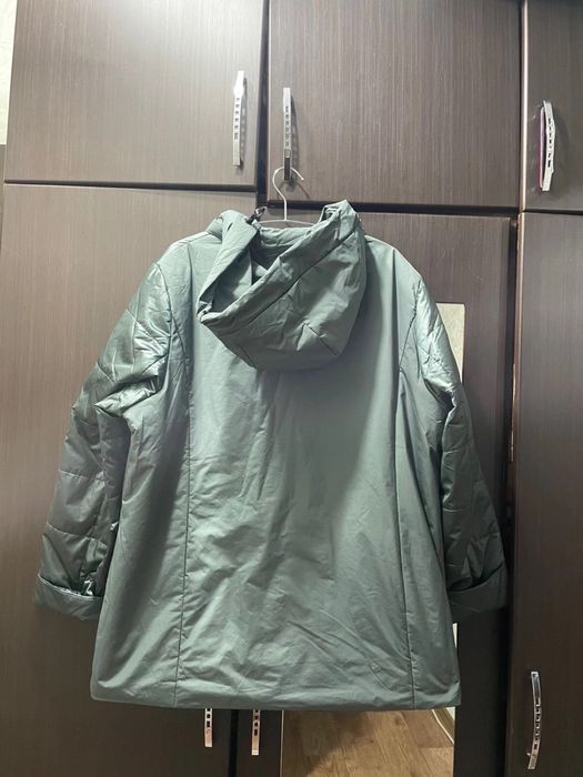 Продам куртку демисезон