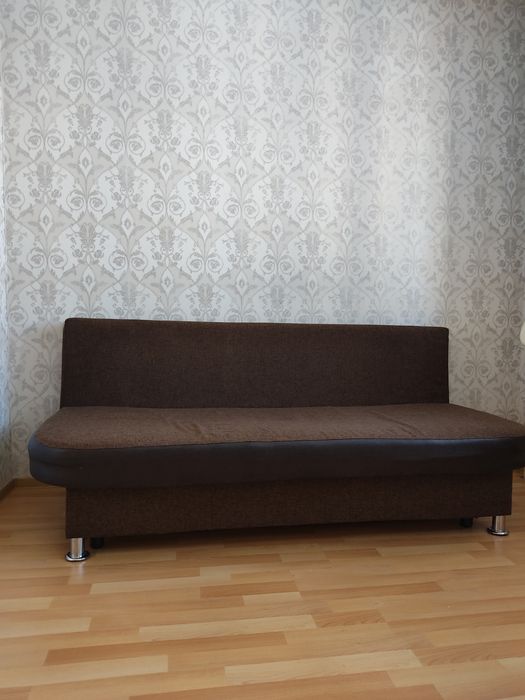 Продаю Тахту б/у